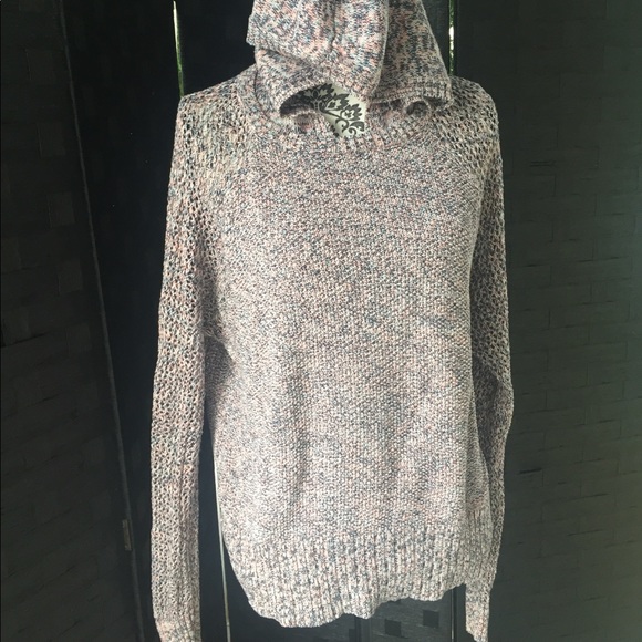 AE Hooded Sweater - Picture 1 of 6